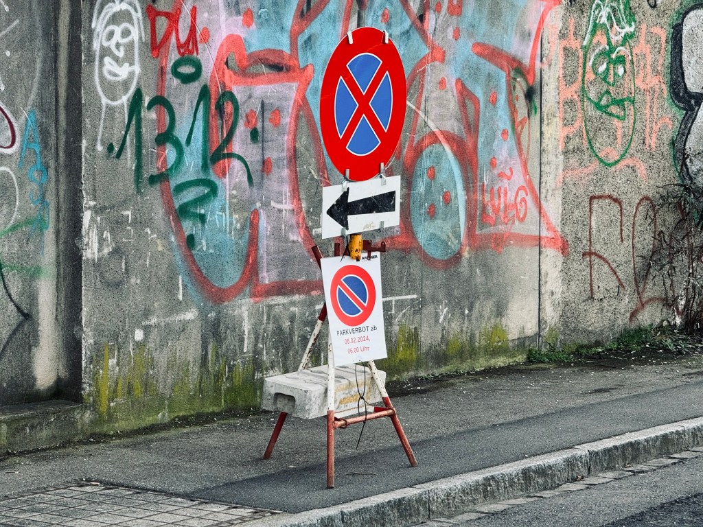 Parkverbot  – Lucius N. Amberg